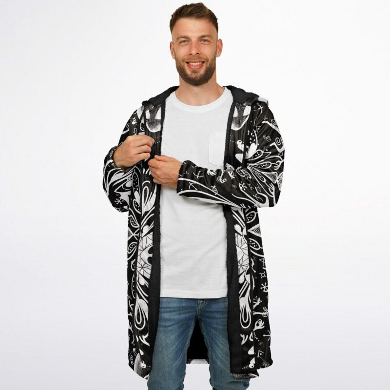 Stay weir Zipper Cloak - Image 4